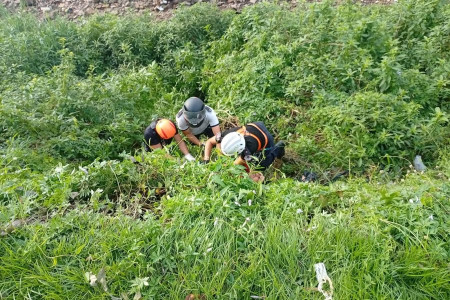 Corrientes: rescataron a un hombre que habría caído en la costanera tras una pelea